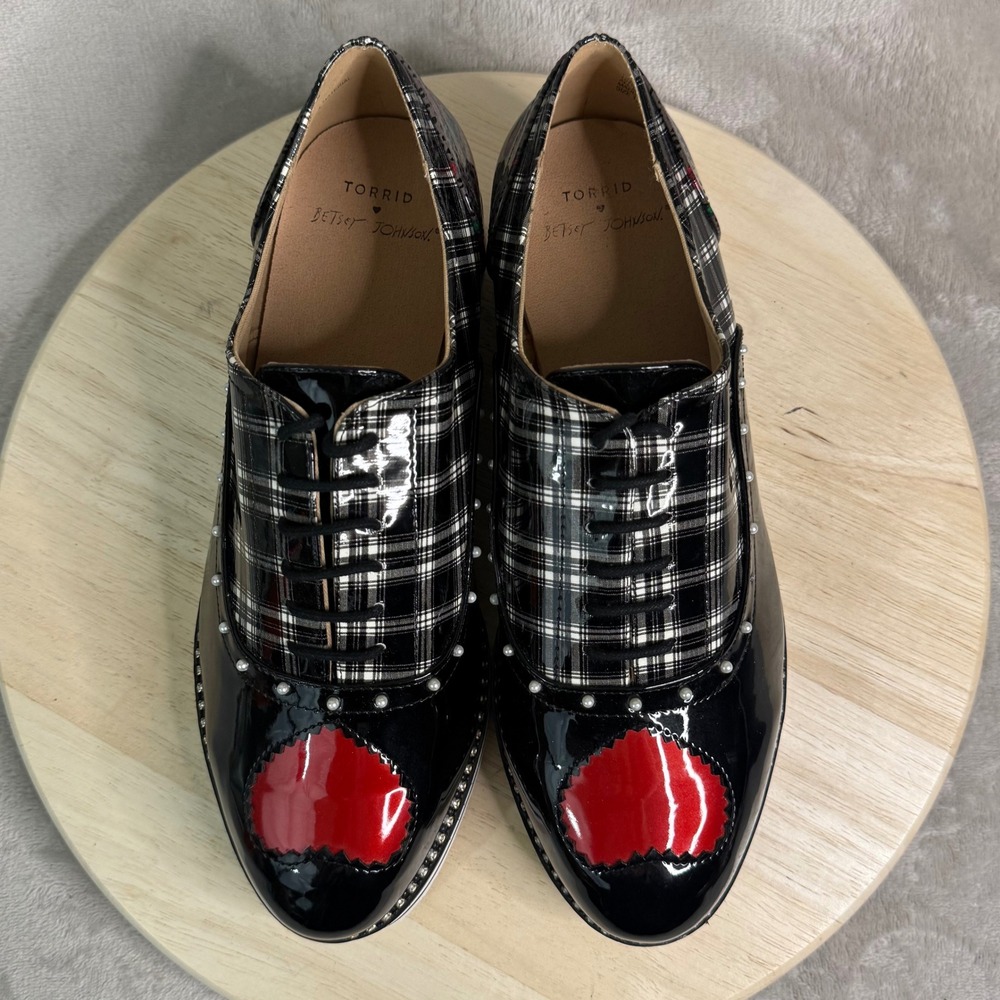 Betsey Johnson T-Nona Heart Plaid Patent Leather Platform Oxfords Black Red 10M - Picture 10 of 16